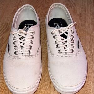 Vans Men’s leather Sneakers.